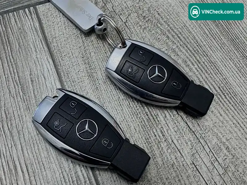 Mercedes-Benz E-Class 2010, фото з оголошення 1 з 20, VIN WDD2122021A336826