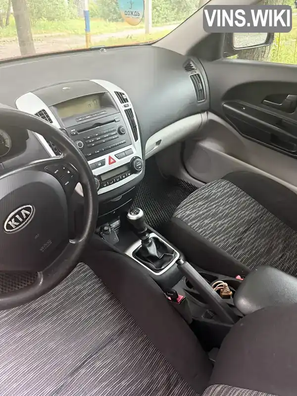 Kia Ceed 2008, фото з оголошення 2 з 7, VIN U5YFF24428L103637