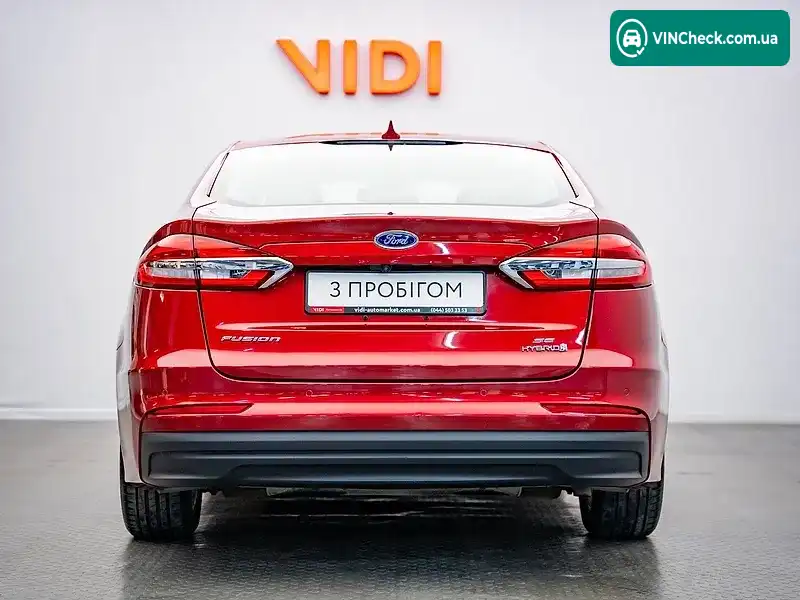 Ford Fusion 2019, фото з оголошення 1 з 20, VIN 3FA6P0LU2KR242155