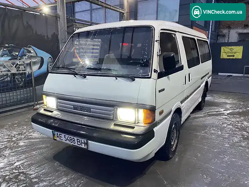Mazda E-series 1995, фото з оголошення 2 з 10, VIN JMZSR1M3200728436