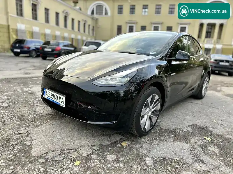 Tesla Model Y 2022, фото з оголошення 2 з 20, VIN LRWYGCFS0NC325369
