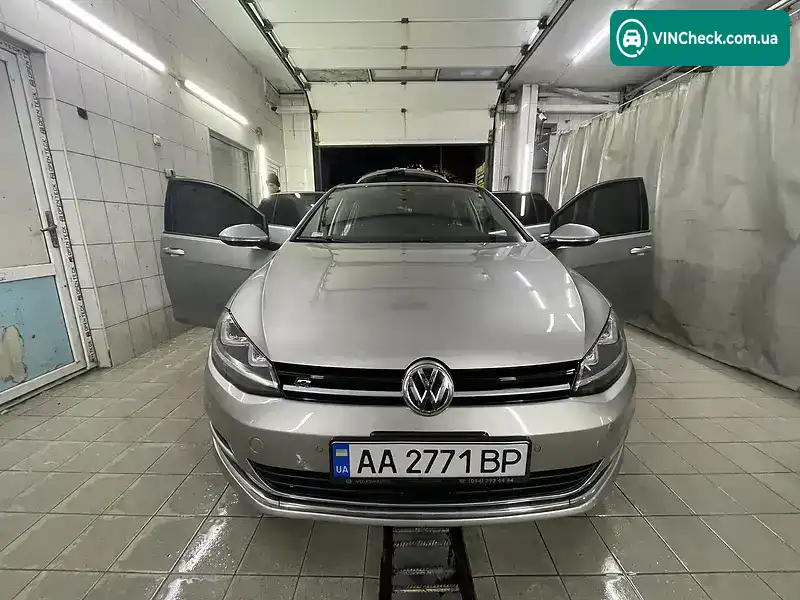 Volkswagen Golf 2017, фото з оголошення 1 з 20, VIN 3VW217AU9HM028983