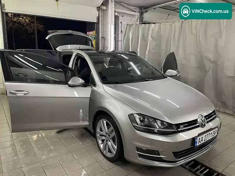 Volkswagen Golf 2017, фото з оголошення 2 з 20, VIN 3VW217AU9HM028983
