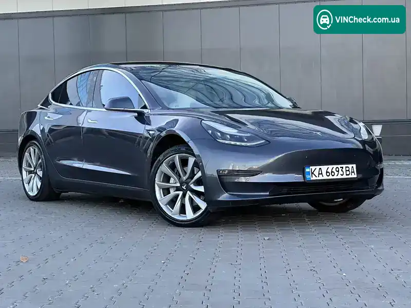 Tesla Model 3 2018, фото з оголошення 1 з 18, VIN 5YJ3E1EB4JF147309