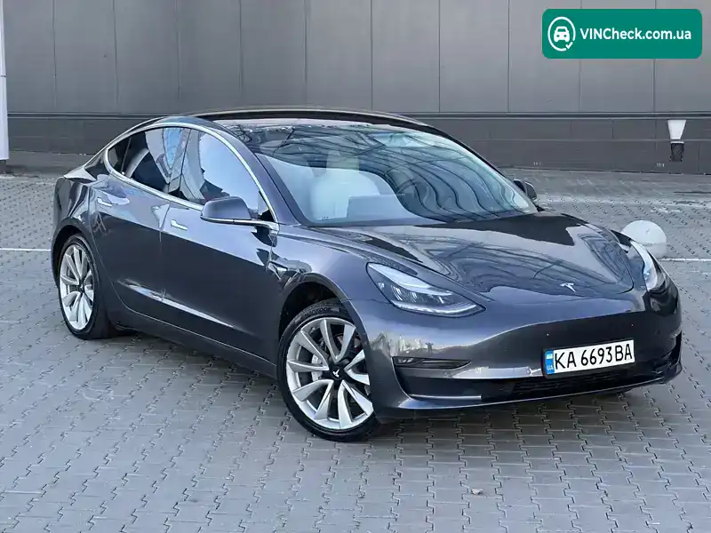 Tesla Model 3 2018, фото з оголошення 2 з 18, VIN 5YJ3E1EB4JF147309