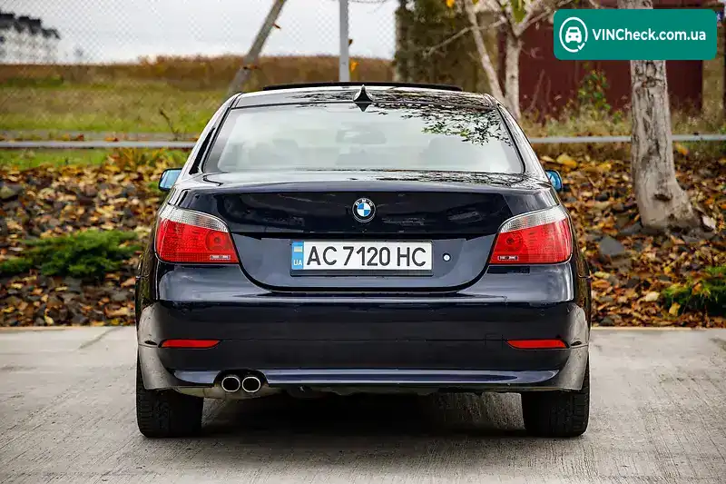 BMW 5 Series 2006, фото з оголошення 2 з 20, VIN WBANE51040B980272