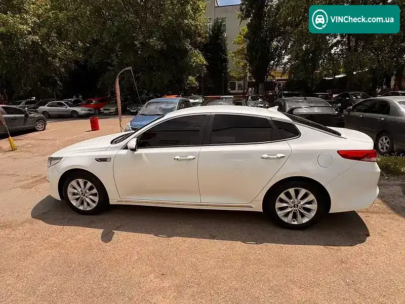 Kia K5 2017, фото з оголошення 2 з 14, VIN KHAGU416BJA207120