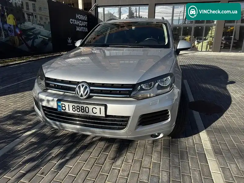 Volkswagen Touareg 2012, фото з оголошення 2 з 20, VIN WVGZZZ7PZCD057826