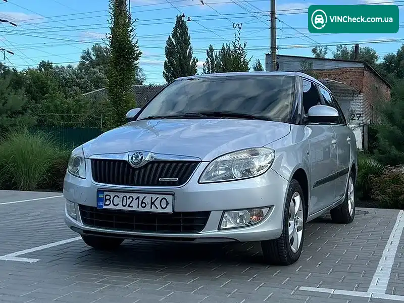 Skoda Fabia 2012, фото з оголошення 2 з 20, VIN TMBJK25JXC3184832