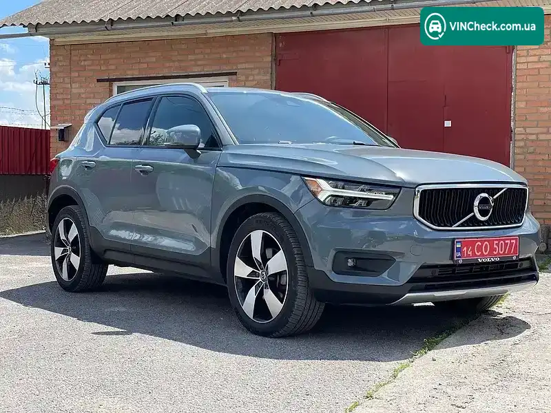 Volvo XC40 2021, фото з оголошення 2 з 20, VIN YV4162UK7M2563404