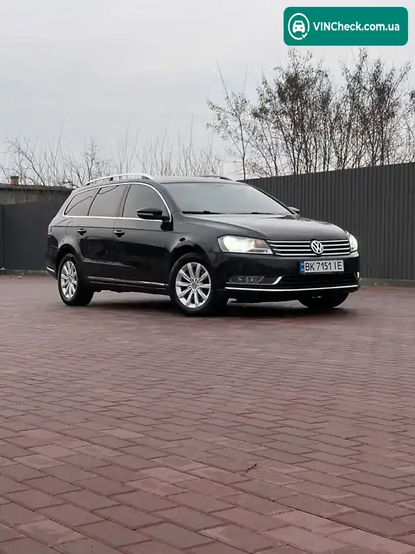 Volkswagen Passat 2013, фото з оголошення 2 з 20, VIN WVWZZZ3CZDE158451