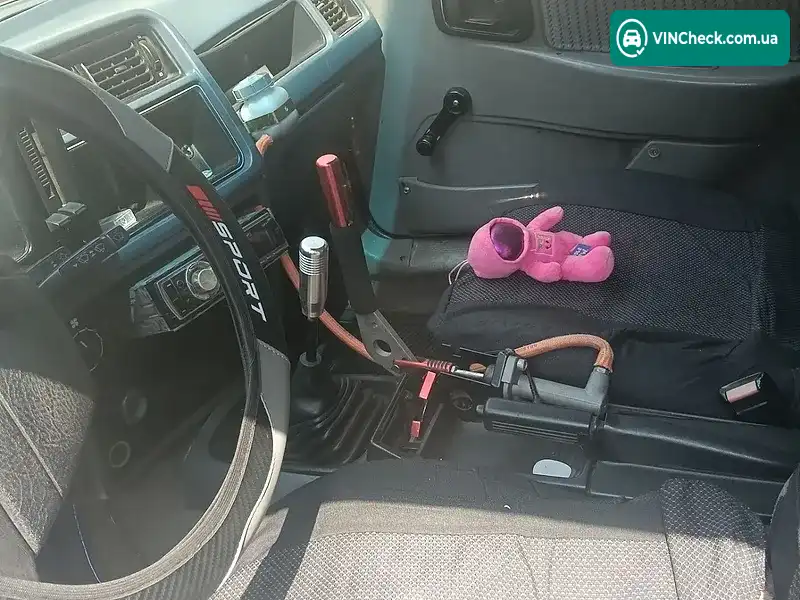 Ford Sierra 1984, фото з оголошення 1 з 4, VIN WF0EXXGBBEEE85787