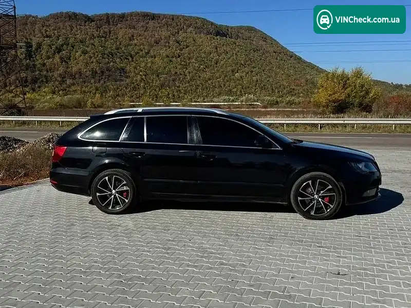 Skoda Superb 2014, фото з оголошення 2 з 16, VIN TMBJE73T7F9009870