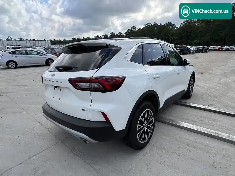 Ford Escape 2024, фото з оголошення 1 з 16, VIN 1FMCU0E19RUB31030