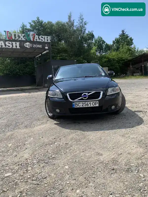 Volvo V50 2011, фото з оголошення 2 з 21, VIN YV1MW84F1C2665384