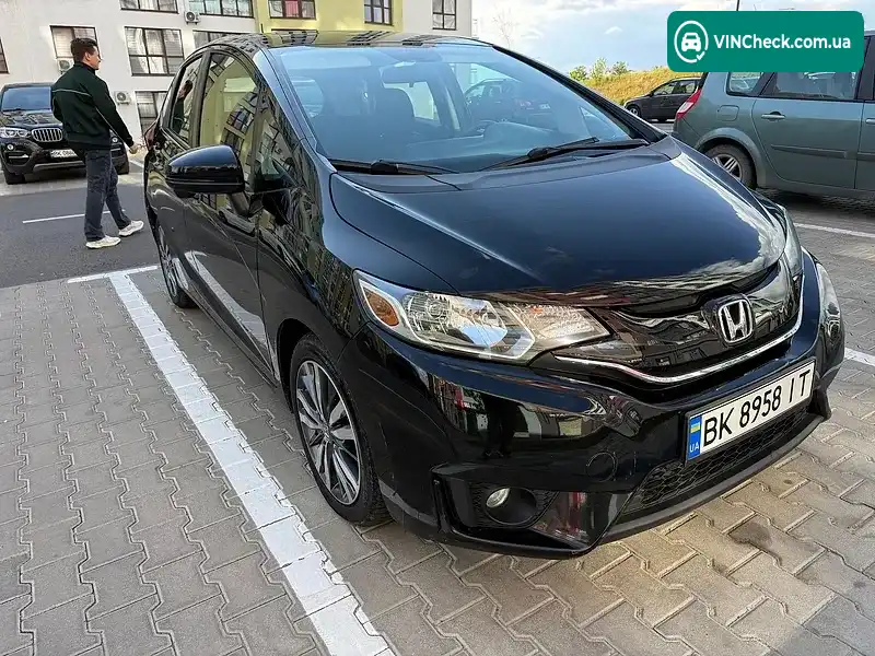 Honda Fit 2015, фото з оголошення 2 з 12, VIN 3HGGK5H80FM702018