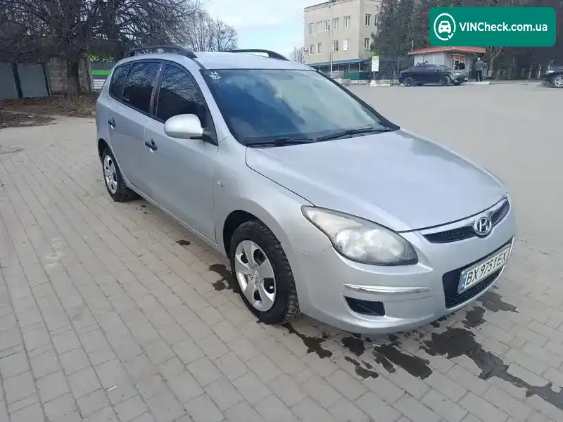 Hyundai i30 2009, фото з оголошення 2 з 14, VIN TMADB81DP9J002165