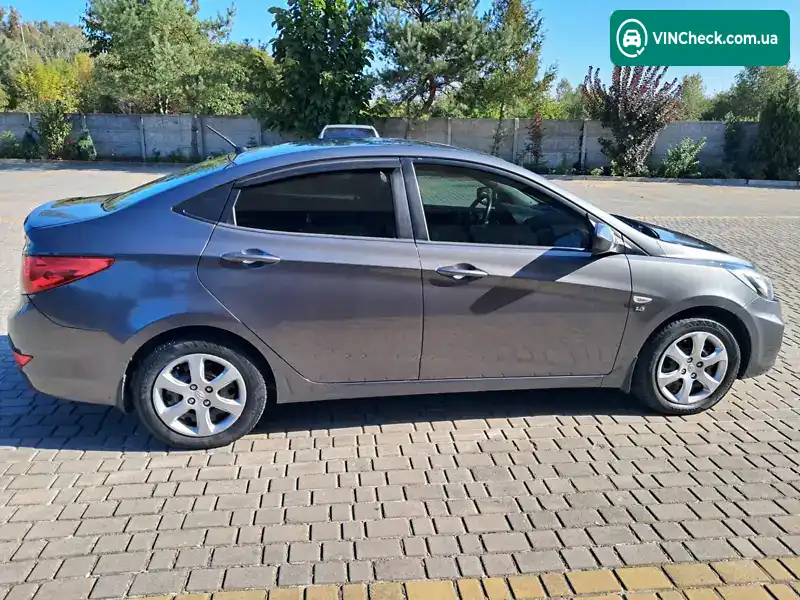 Hyundai Accent 2011, фото з оголошення 2 з 20, VIN Z94CU41DBBR066914