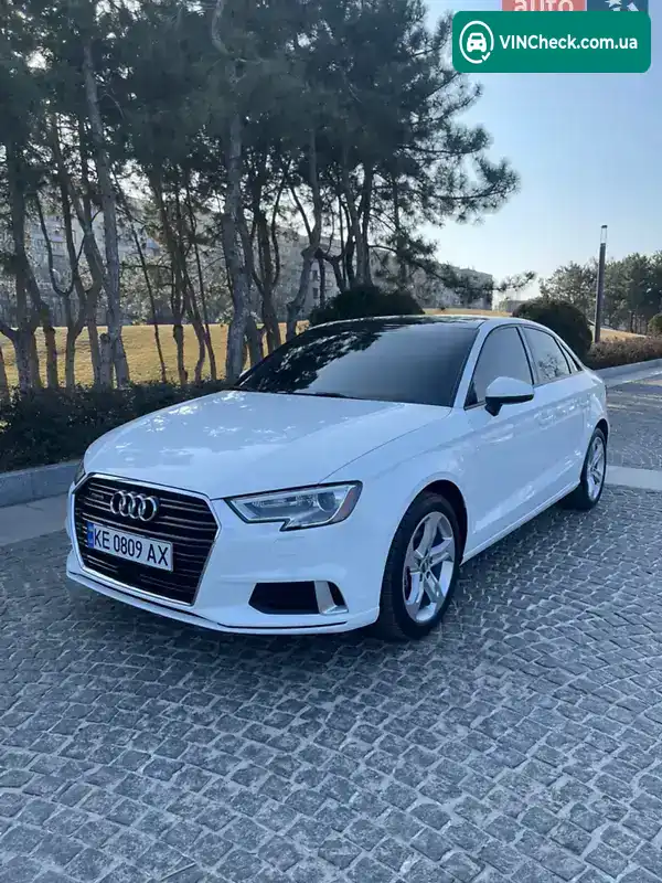 Audi A3 2018, фото з оголошення 1 з 21, VIN WAUB8GFF6J1091256