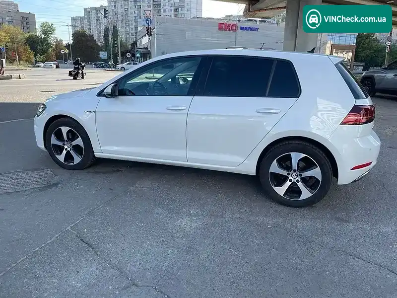 Volkswagen Golf 2020, фото з оголошення 2 з 20, VIN WVWZZZAUZLW137777