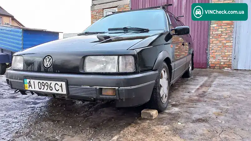 Volkswagen Passat 1993, фото з оголошення 2 з 16, VIN WVWZZZ31ZPE095640