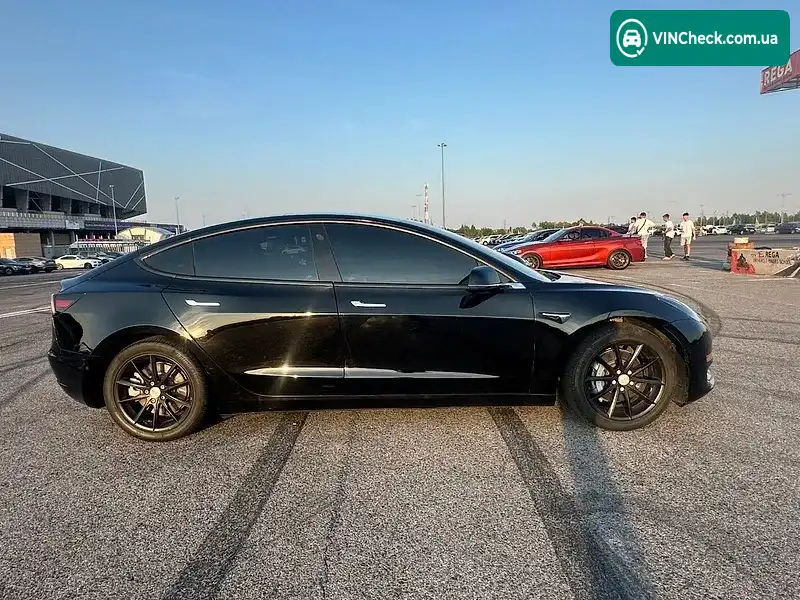 Tesla Model 3 2019, фото з оголошення 1 з 17, VIN 5YJ3E1EA4KF306564