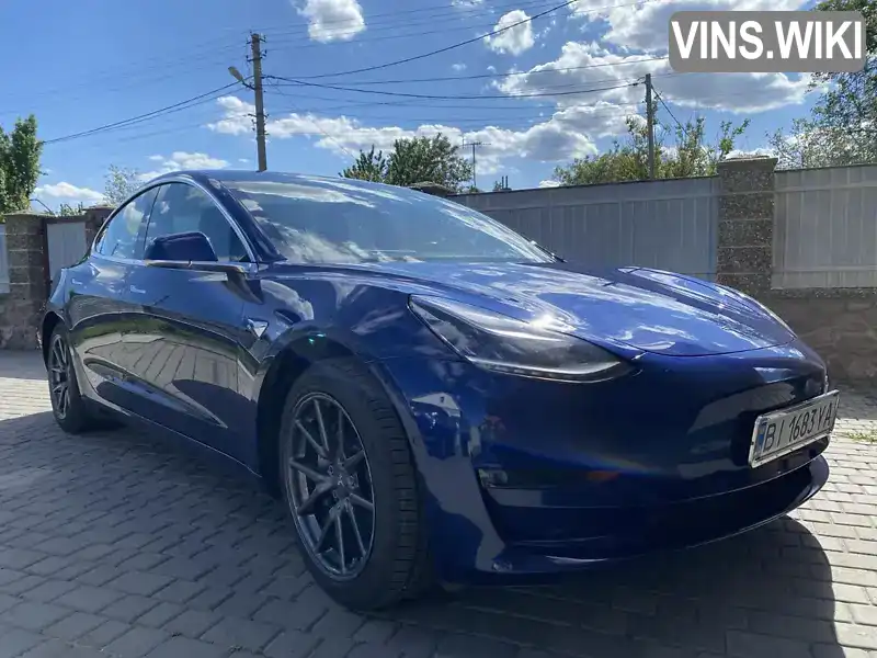 Tesla Model 3 2019, фото з оголошення 1 з 11, VIN 5YJ3E1EA2KF299565