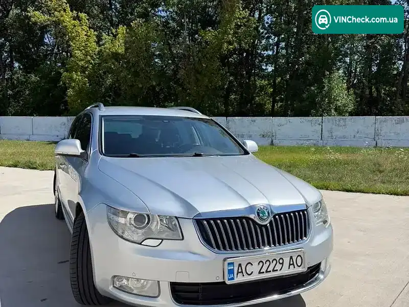 Skoda Superb 2011, фото з оголошення 1 з 14, VIN TMBJF73T0C9020556