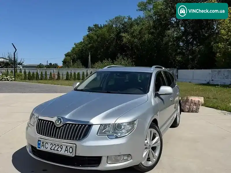 Skoda Superb 2011, фото з оголошення 2 з 14, VIN TMBJF73T0C9020556