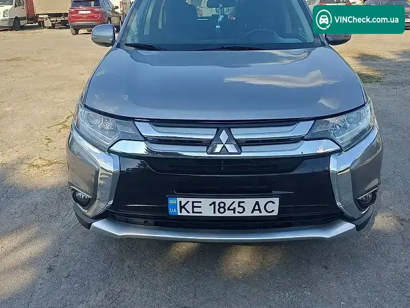 Mitsubishi Outlander 2018, фото з оголошення 1 з 17, VIN JA4AD3A39JJ003326