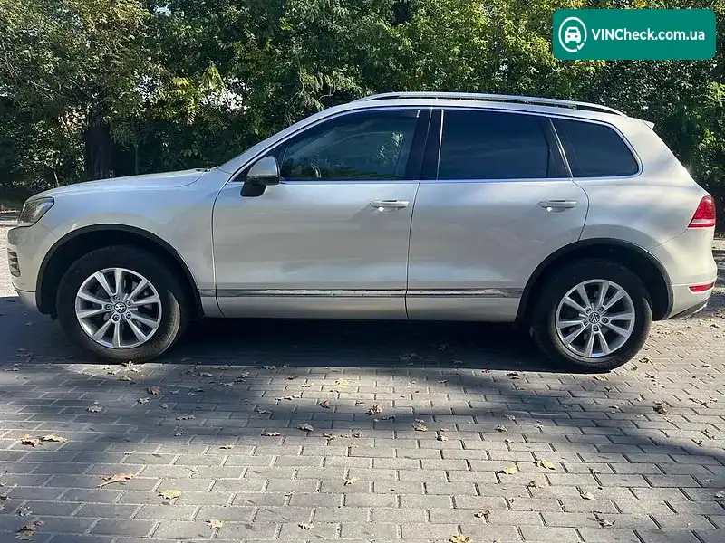 Volkswagen Touareg 2013, фото з оголошення 1 з 19, VIN WVGZZZ7PZED011586