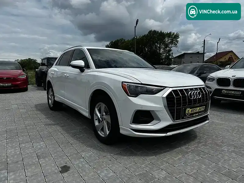 Audi Q3 2021, фото з оголошення 1 з 20, VIN WA1AUCF31M1102820