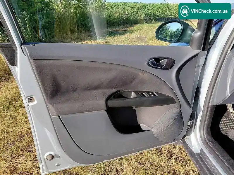 SEAT Toledo 2008, фото з оголошення 2 з 20, VIN VSSZZZ5PZ8R077355