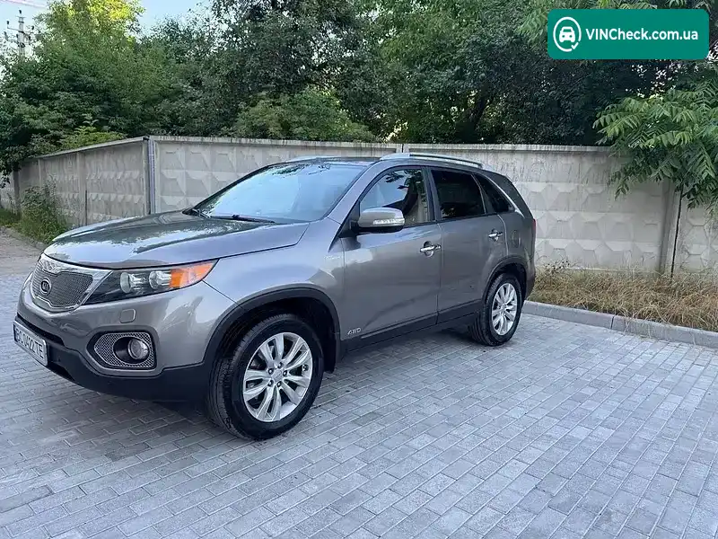 Kia Sorento 2010, фото з оголошення 1 з 19, VIN KNAKU814DA5099705