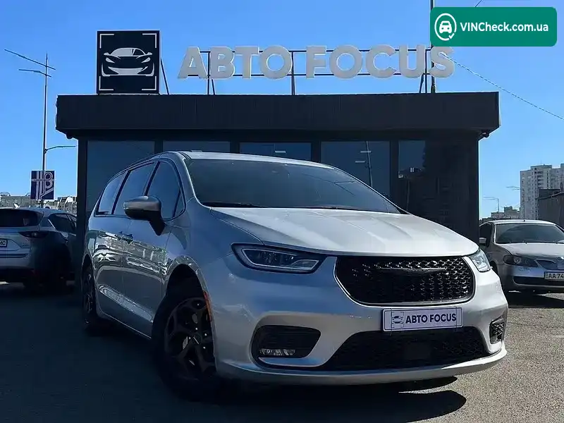 Chrysler Pacifica 2023, фото з оголошення 1 з 21, VIN 2C4RC1L74PR593522