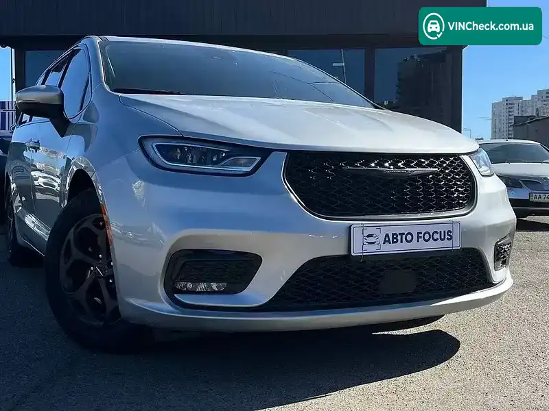 Chrysler Pacifica 2023, фото з оголошення 2 з 21, VIN 2C4RC1L74PR593522