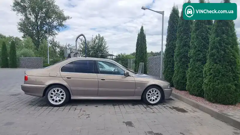 BMW 5 Series 2001, фото з оголошення 2 з 20, VIN WBADL810X0GX55733