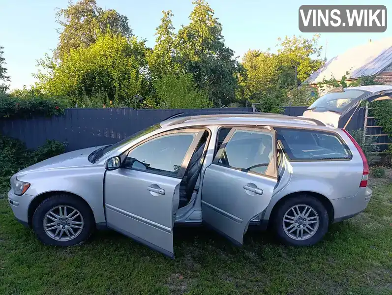 Volvo V50 2007, фото з оголошення 1 з 10, VIN YV1MW084272323771