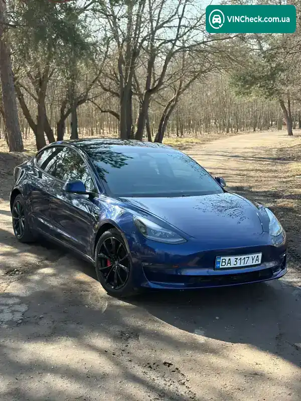 Tesla Model 3 2021, фото з оголошення 1 з 11, VIN 5YJ3E1EC0MF055076
