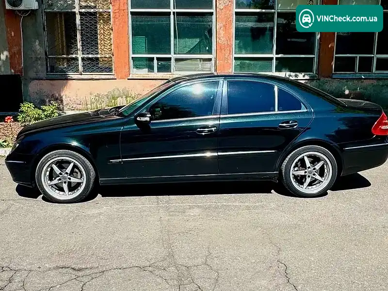 Mercedes-Benz E-Class 2004, фото з оголошення 2 з 8, VIN WDB2110231A720104