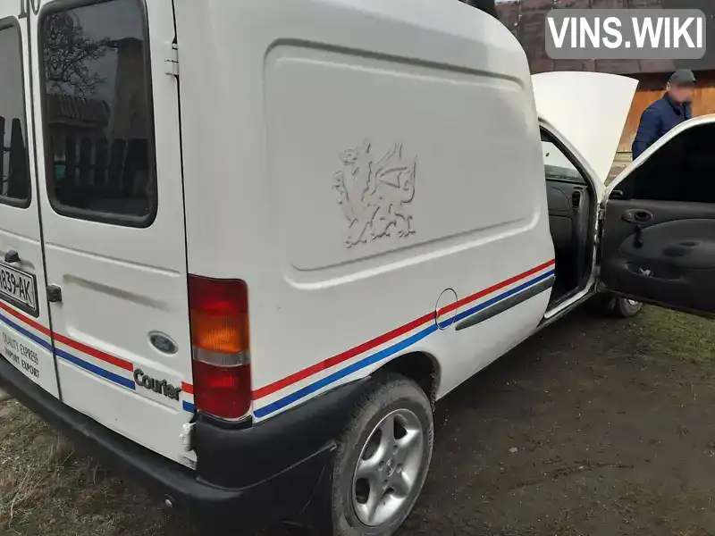 Ford Fiesta 1999, фото з оголошення 2 з 9, VIN WF03XXBAJ3XS17997