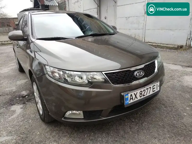 Kia Cerato 2011, фото з оголошення 1 з 9, VIN KNAFU411AC5557618