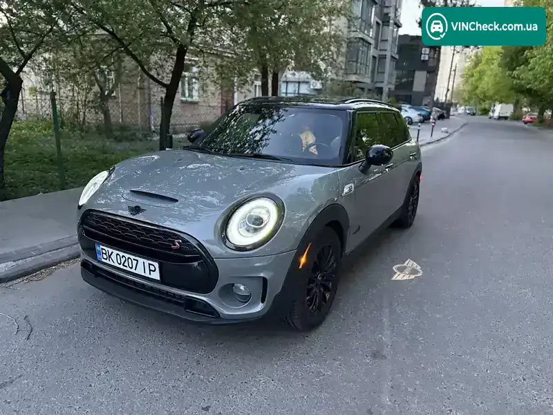 MINI Clubman 2017, фото з оголошення 1 з 21, VIN WMWLU5C52J2G02636