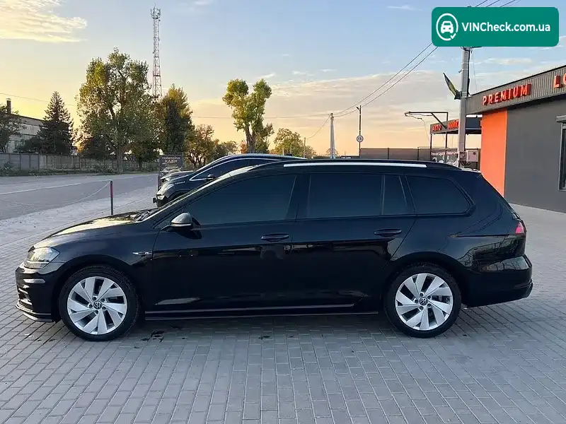 Volkswagen Golf 2020, фото з оголошення 2 з 20, VIN WVWZZZAUZLP542709
