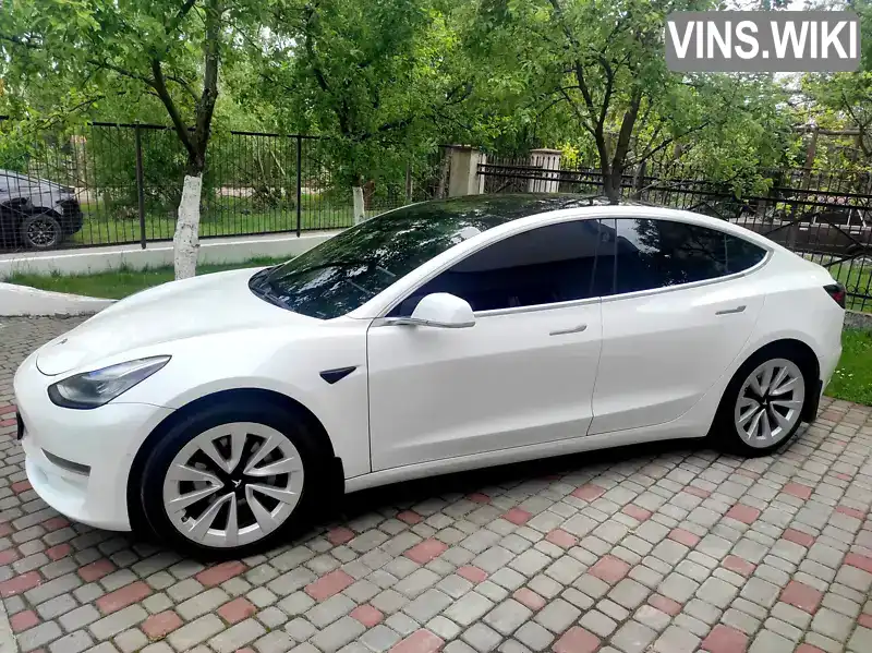 Tesla Model 3 2018, фото з оголошення 1 з 14, VIN 5YJ3E1EA1JF014899