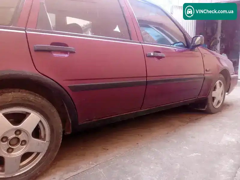 Volvo 440 1995, фото з оголошення 2 з 20, VIN XLBKC163ESC600534