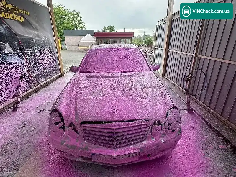 Mercedes-Benz E-Class 2002, фото з оголошення 2 з 12, VIN WDB2110651A004747
