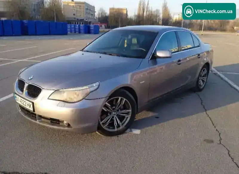 BMW 5 Series 2004, фото з оголошення 1 з 10, VIN WBADD31040BU13336