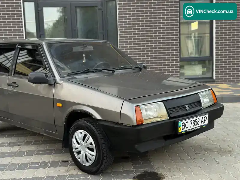 ВАЗ / Lada 2109 1993, фото з оголошення 2 з 20, VIN XTA210900M0966310
