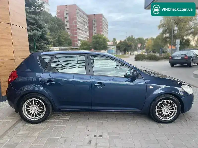 Kia Ceed 2008, фото з оголошення 1 з 20, VIN Y6DFF24239L144923